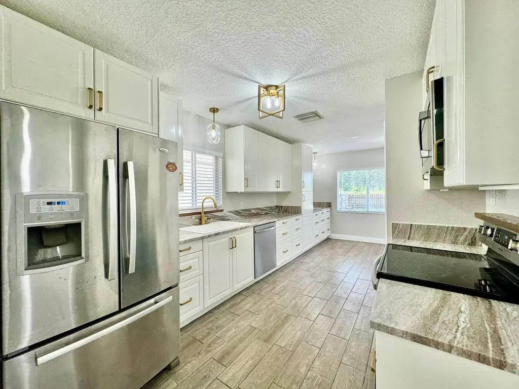 13014 Fennway Ridge Drive Riverview FL 33579