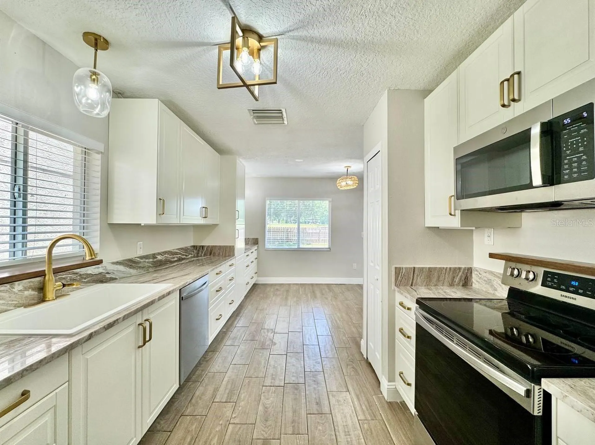 13014 Fennway Ridge Drive Riverview FL 33579