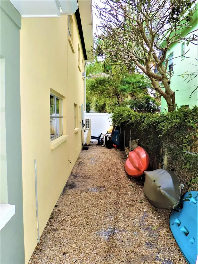 12175 3rd Street E Treasure Island FL 33706