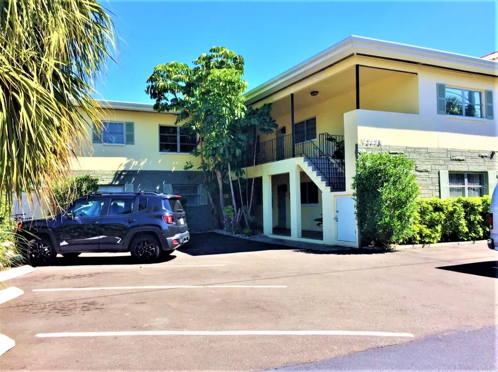 12175 3rd Street E Treasure Island FL 33706