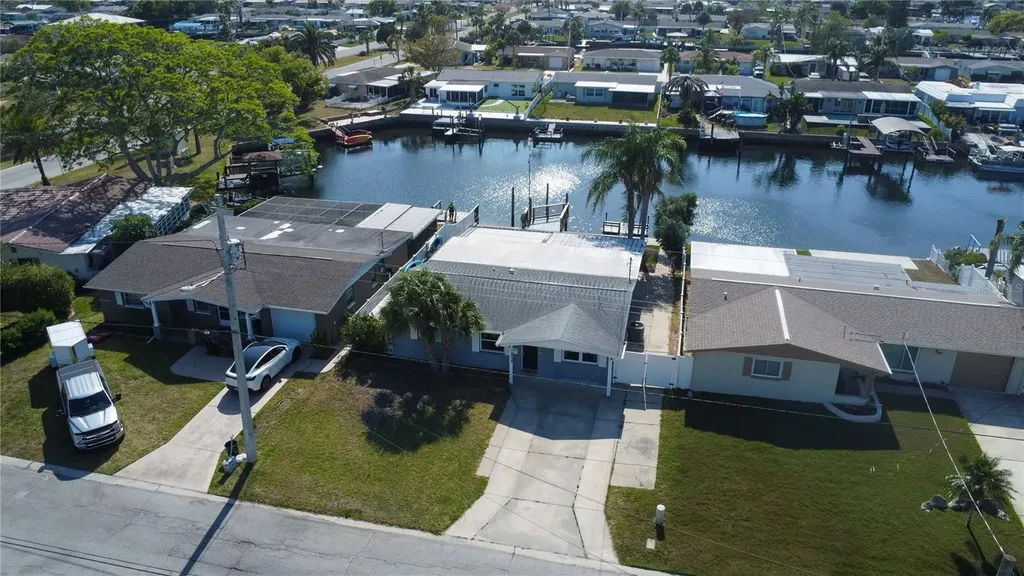 12739 1st Isle Hudson FL 34667