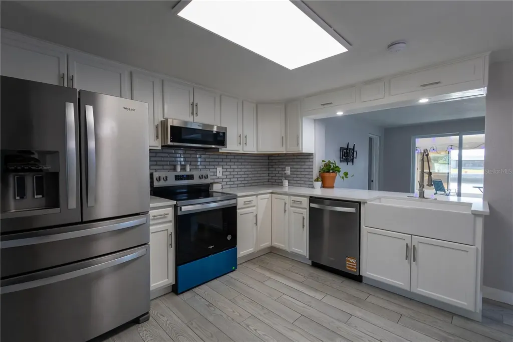 12739 1st Isle Hudson FL 34667