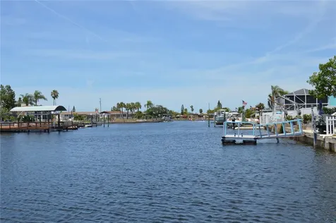 12739 1st Isle Hudson FL 34667