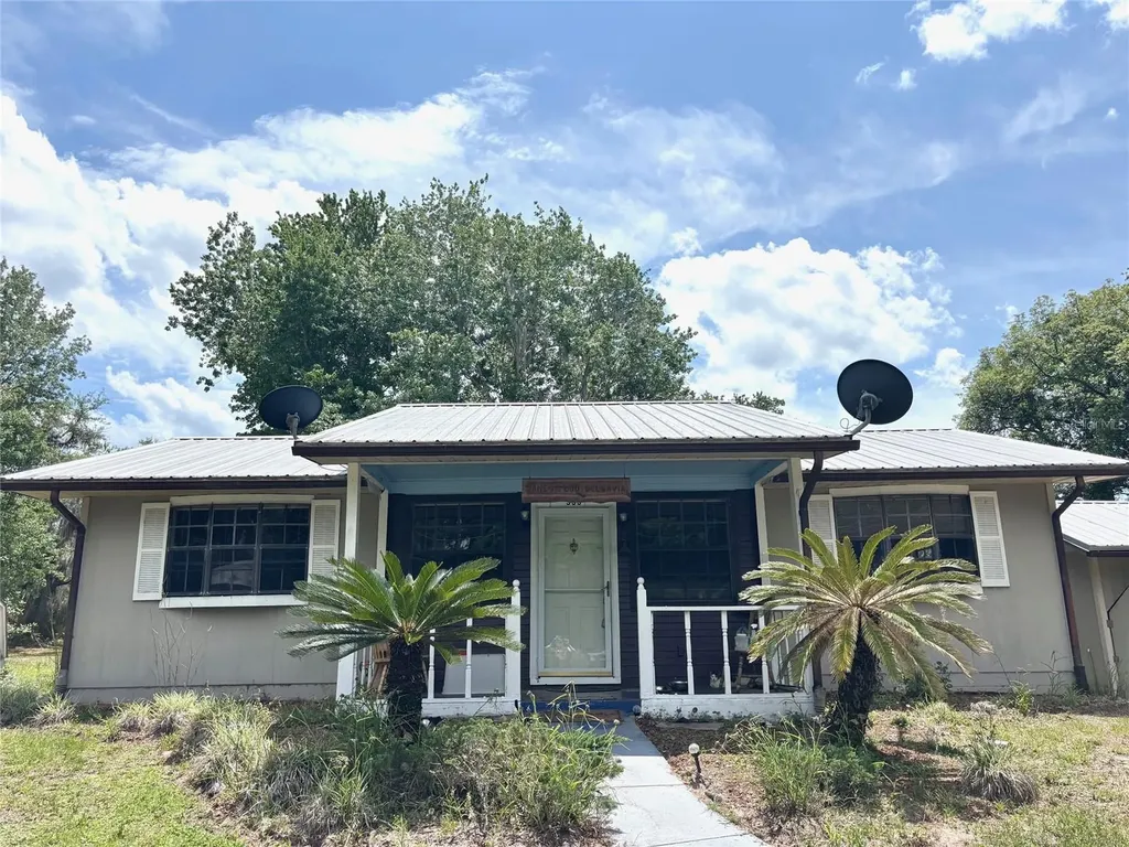 333 Riviera Drive Crescent City FL 32112