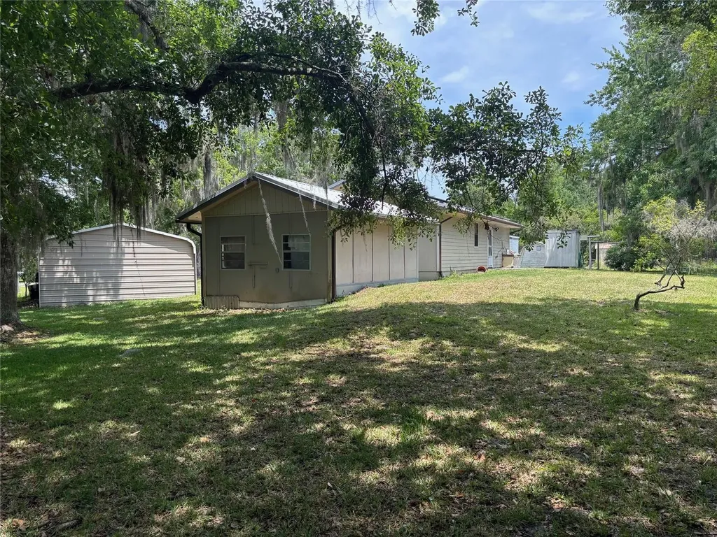 333 Riviera Drive Crescent City FL 32112
