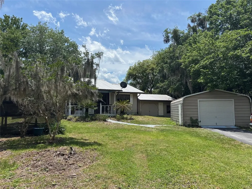 333 Riviera Drive Crescent City FL 32112