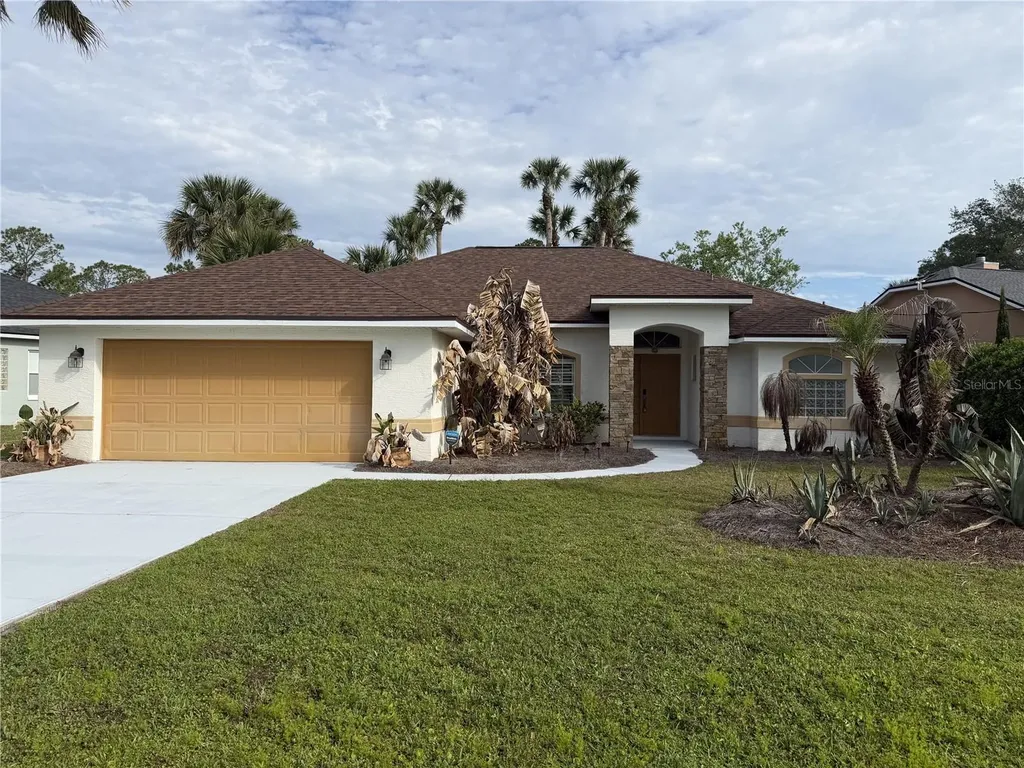 11 White Oak Lane Palm Coast FL 32164