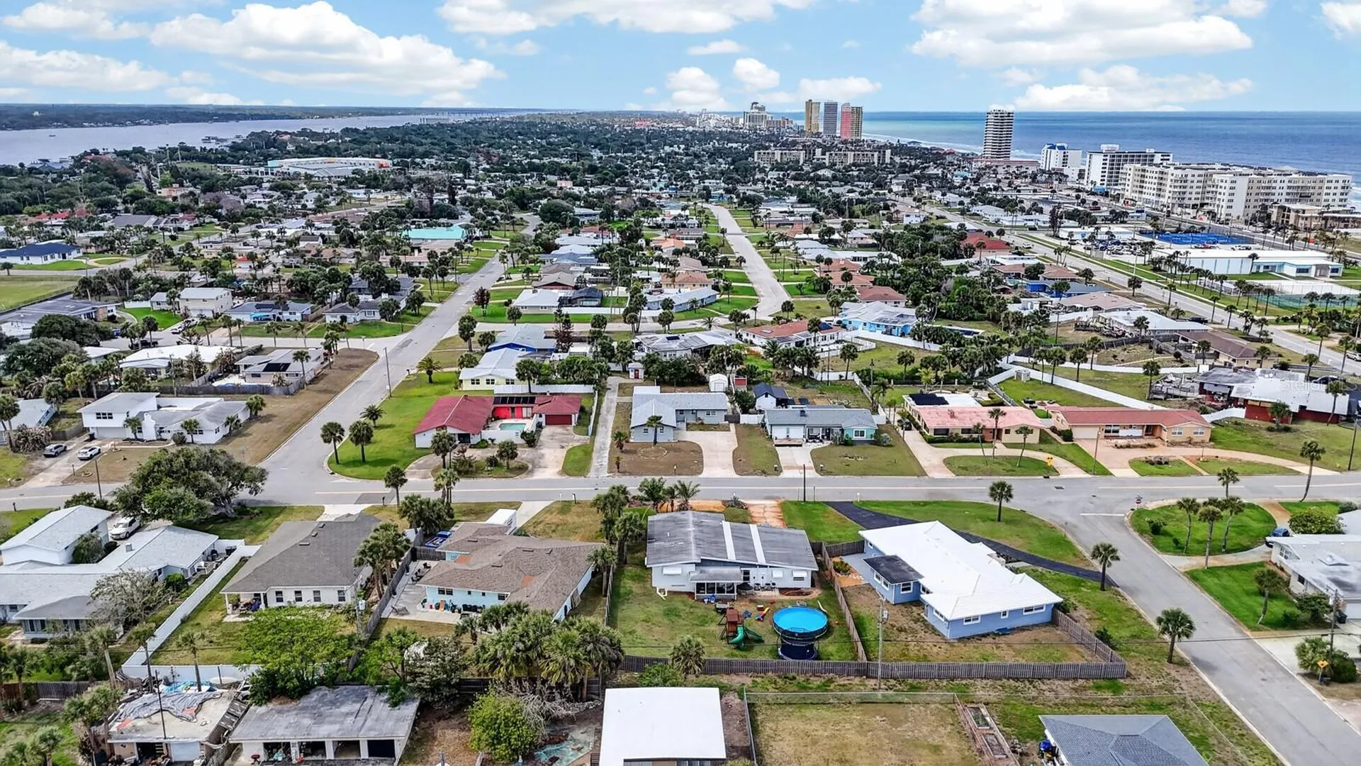 1027 Bel Aire Drive Daytona Beach FL 32118