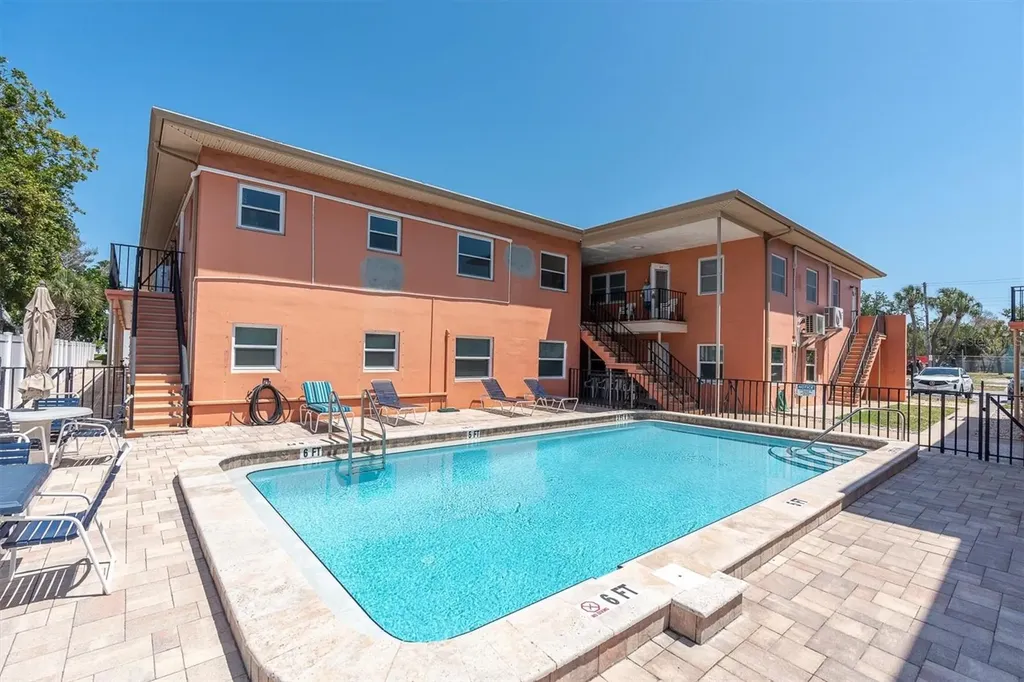 121 46th Avenue St Pete Beach FL 33706