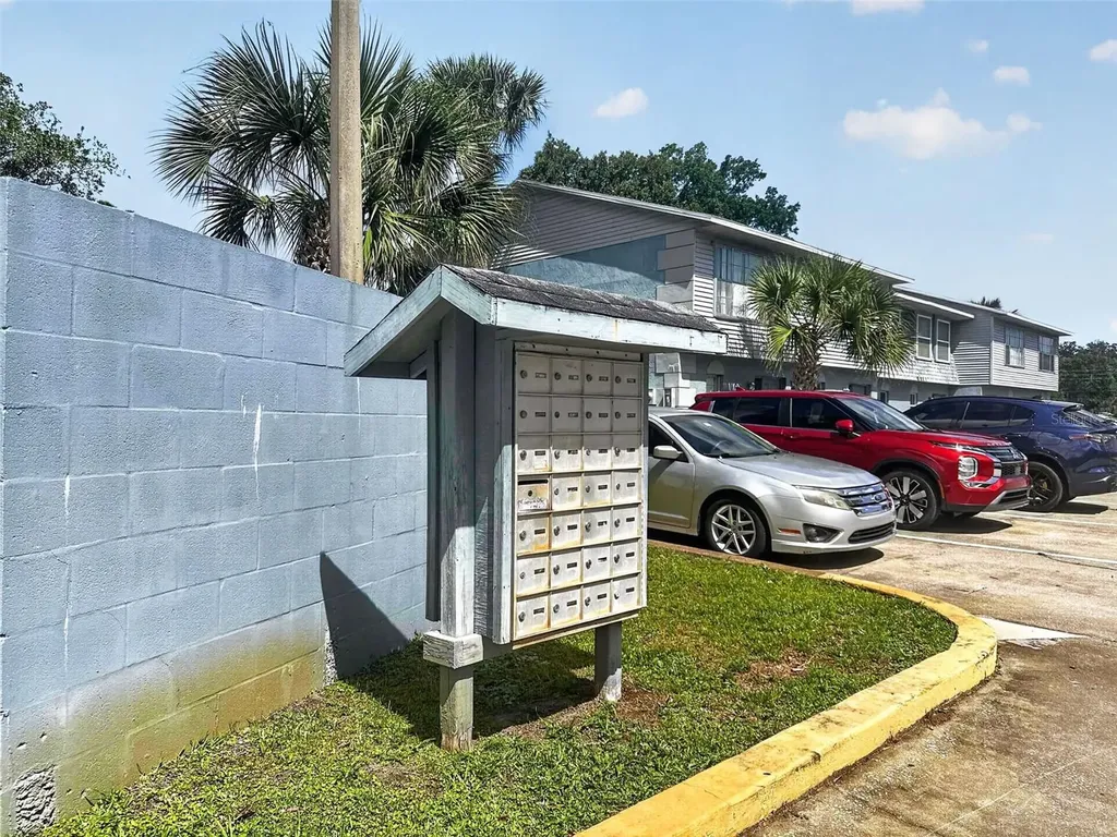 175 Yorktowne Drive Daytona Beach FL 32119
