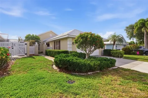 795 Harrington Lake Drive Venice FL 34293