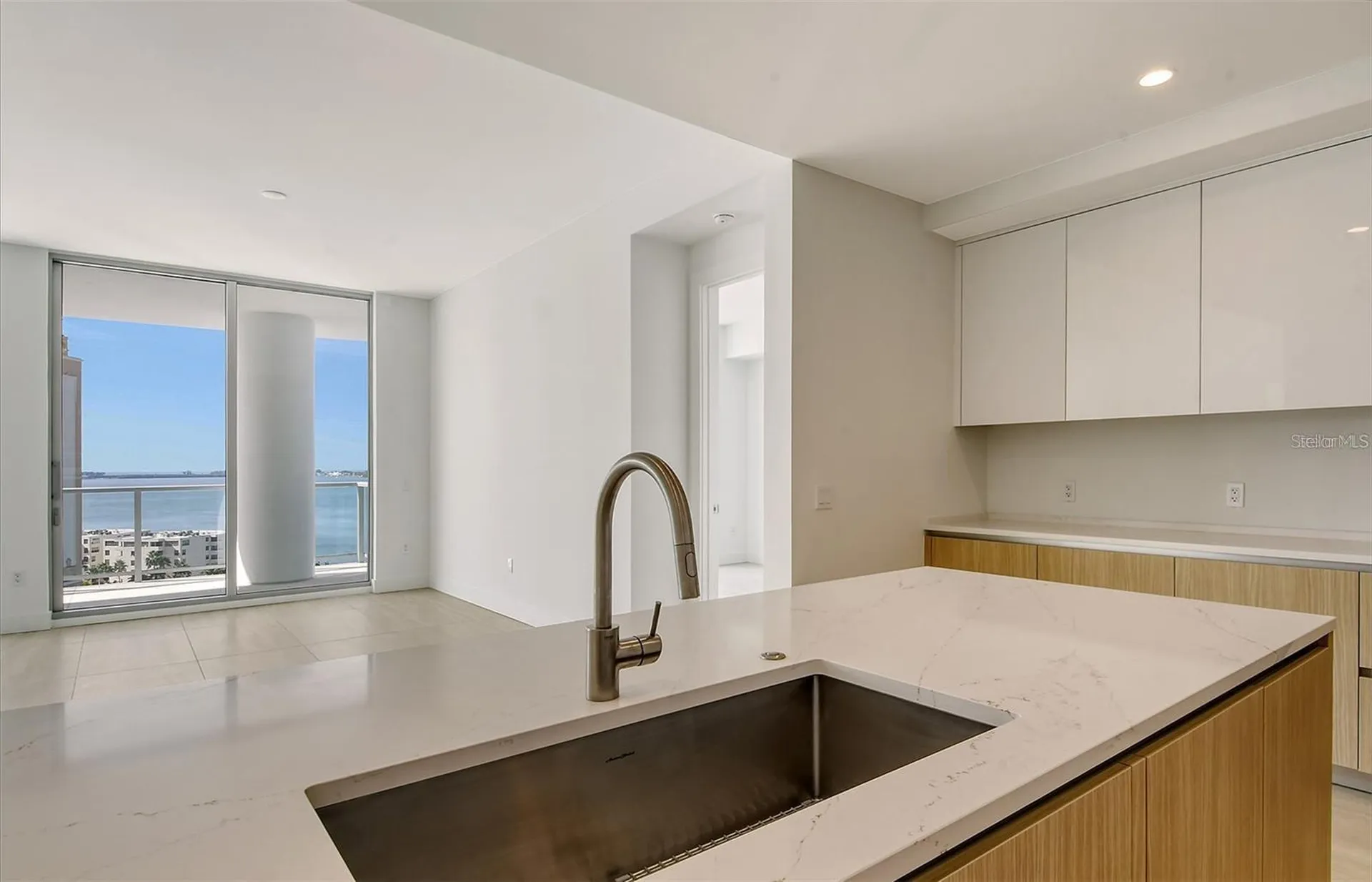 301 Quay Commons Sarasota FL 34236