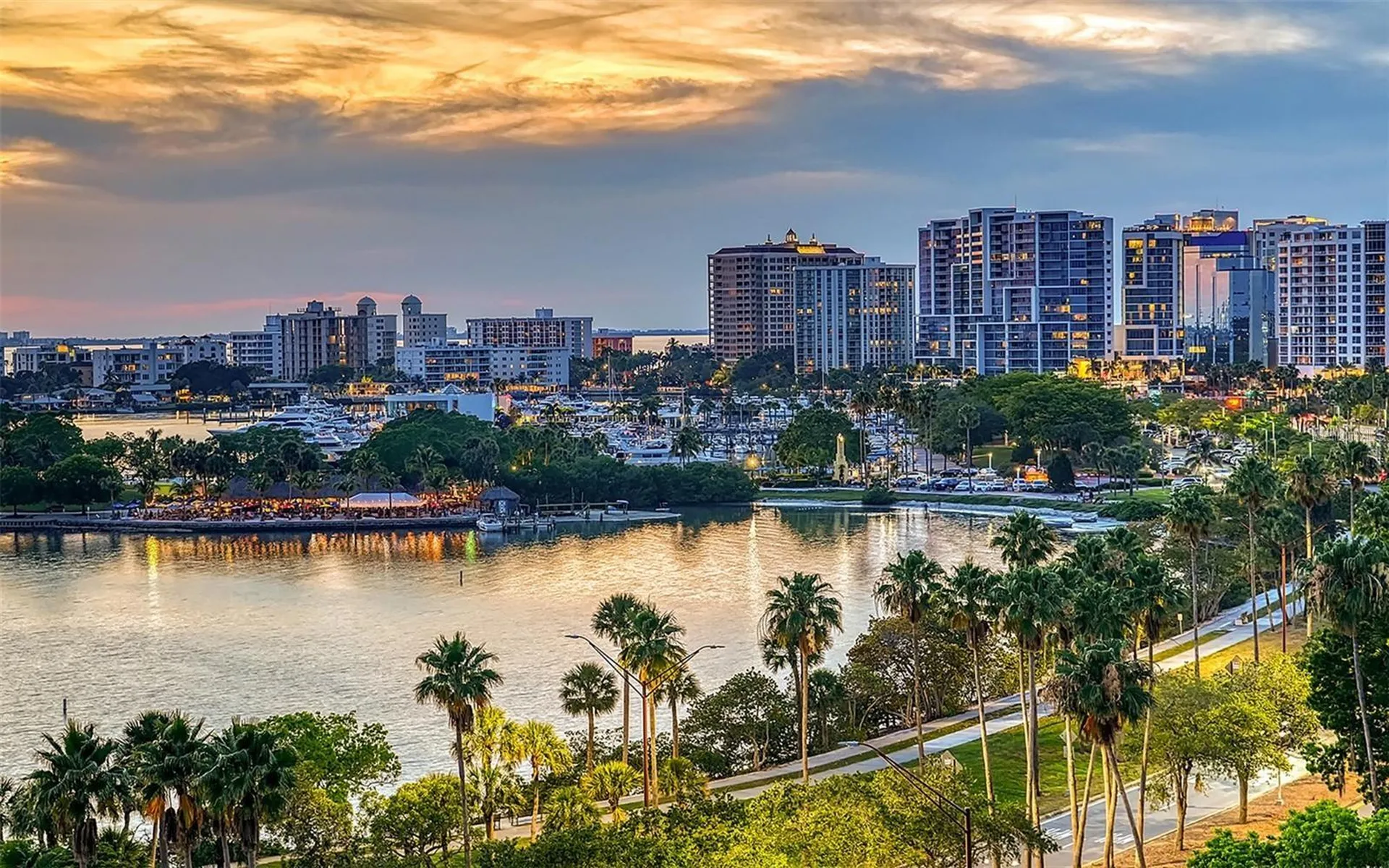 301 Quay Commons Sarasota FL 34236
