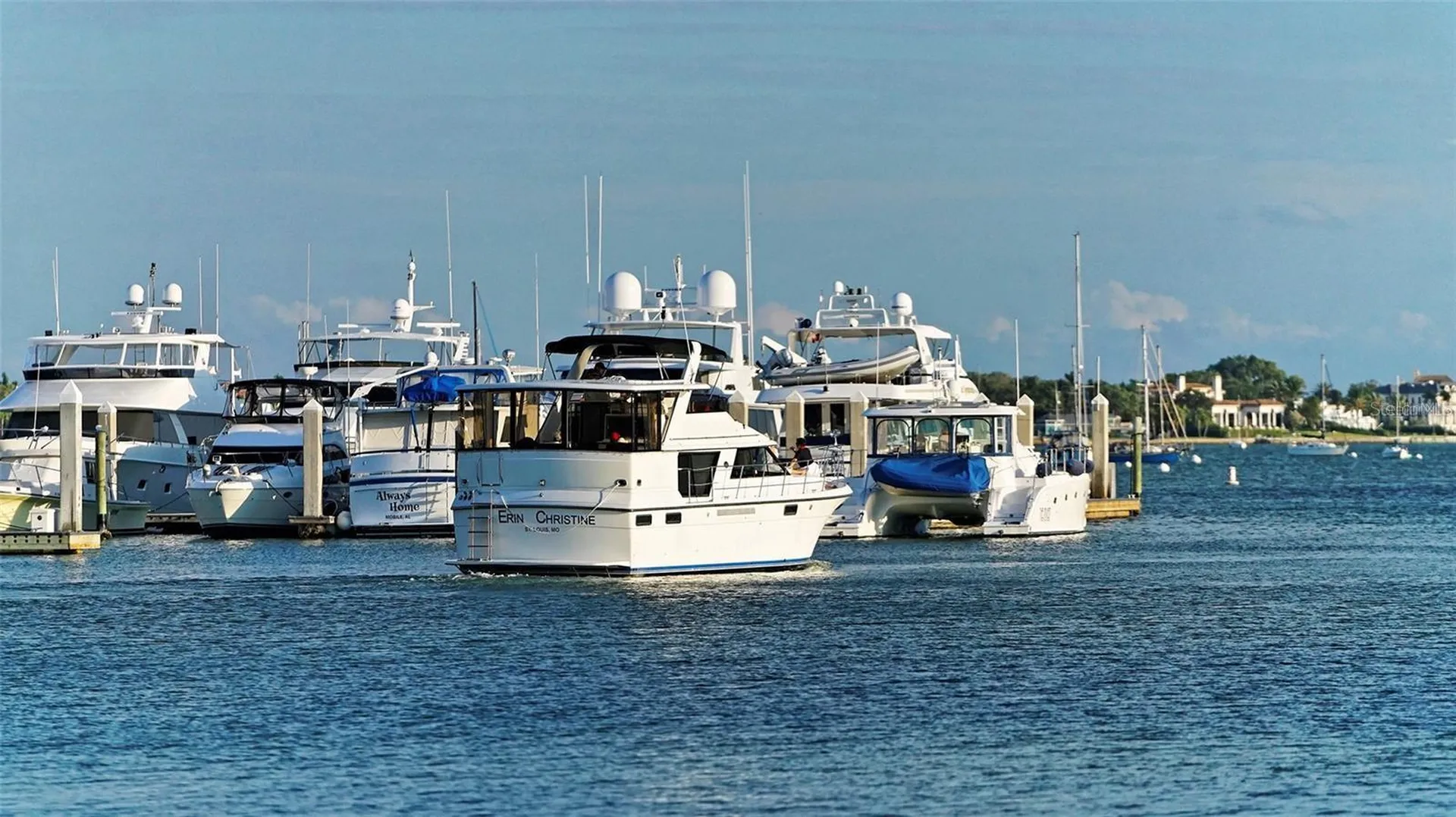 301 Quay Commons Sarasota FL 34236