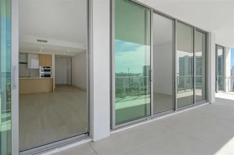 301 Quay Commons Sarasota FL 34236