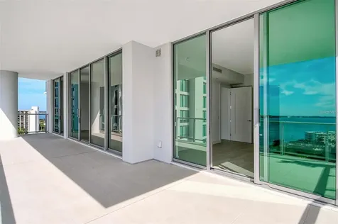 301 Quay Commons Sarasota FL 34236