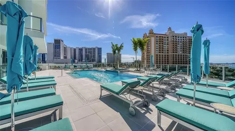 301 Quay Commons Sarasota FL 34236