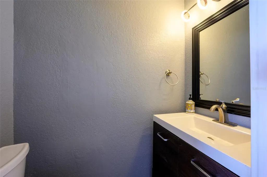 504 Omaha Street Palm Harbor FL 34683