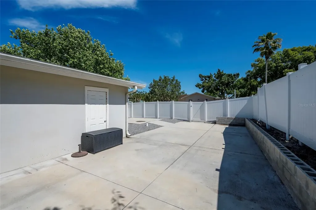 504 Omaha Street Palm Harbor FL 34683