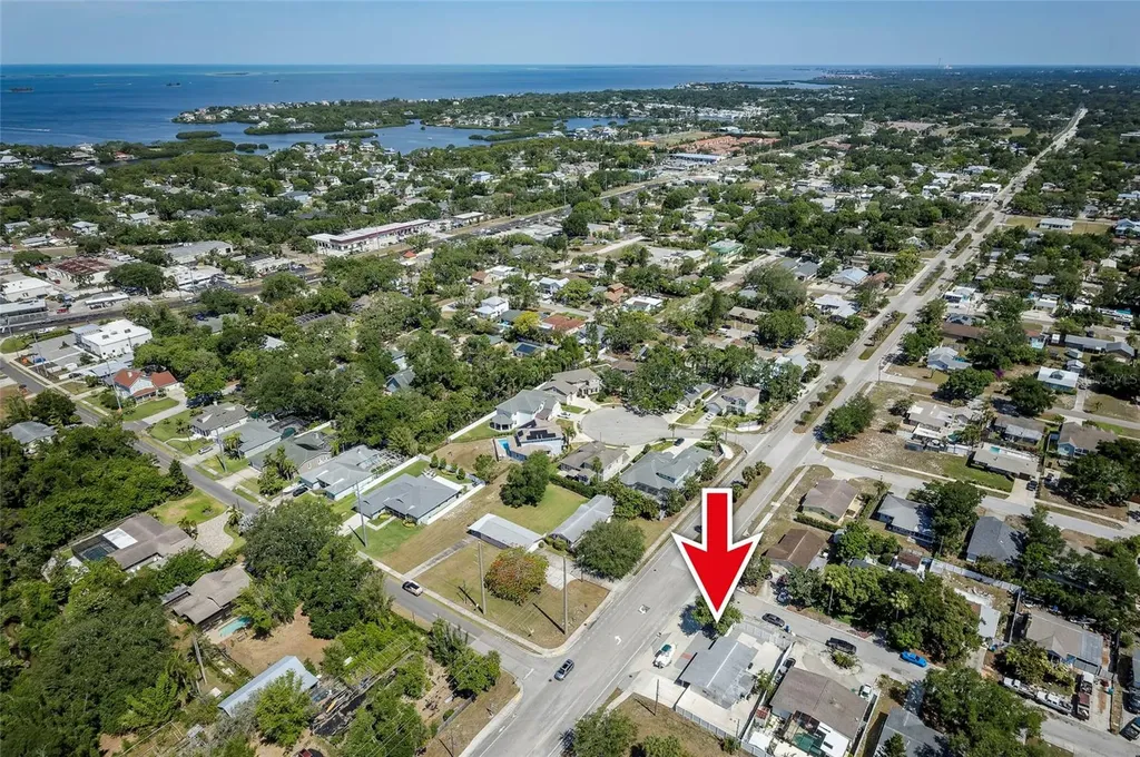 504 Omaha Street Palm Harbor FL 34683