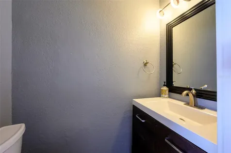 504 Omaha Street Palm Harbor FL 34683
