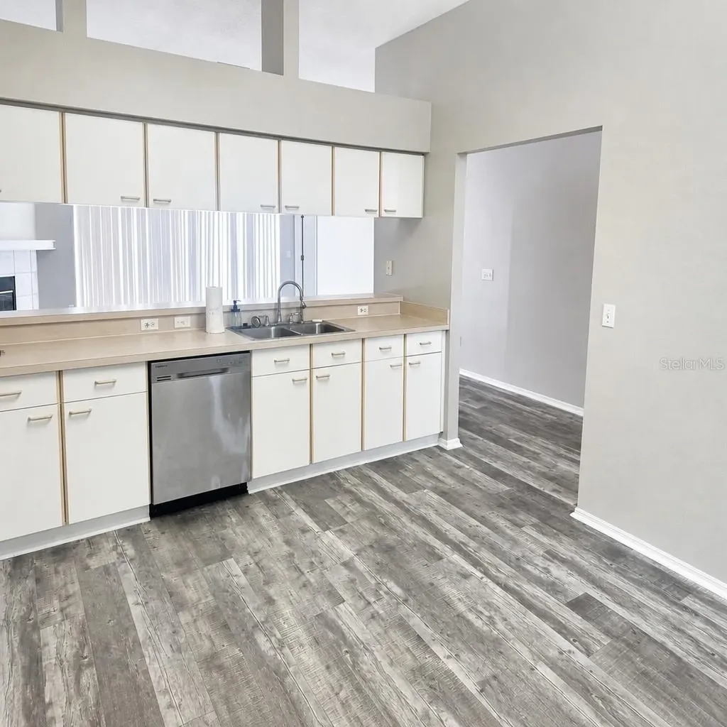 28202 Brokenmead Path Wesley Chapel FL 33543