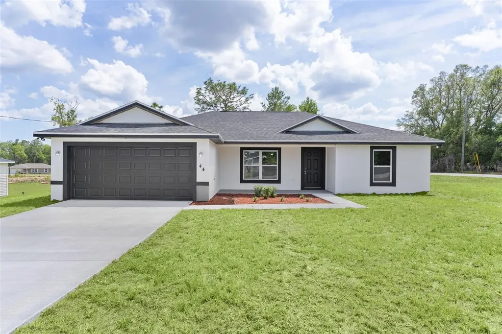 44 Malauka Drive Ocklawaha FL 32179