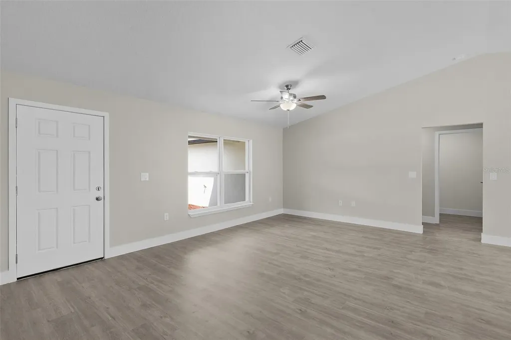 44 Malauka Drive Ocklawaha FL 32179