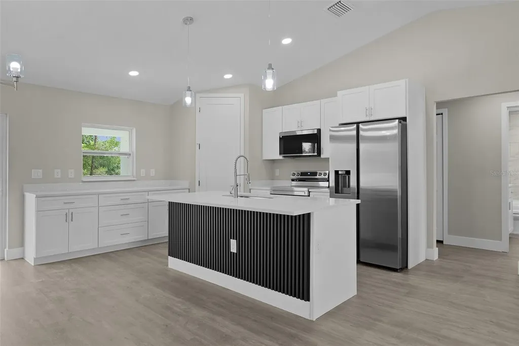 44 Malauka Drive Ocklawaha FL 32179