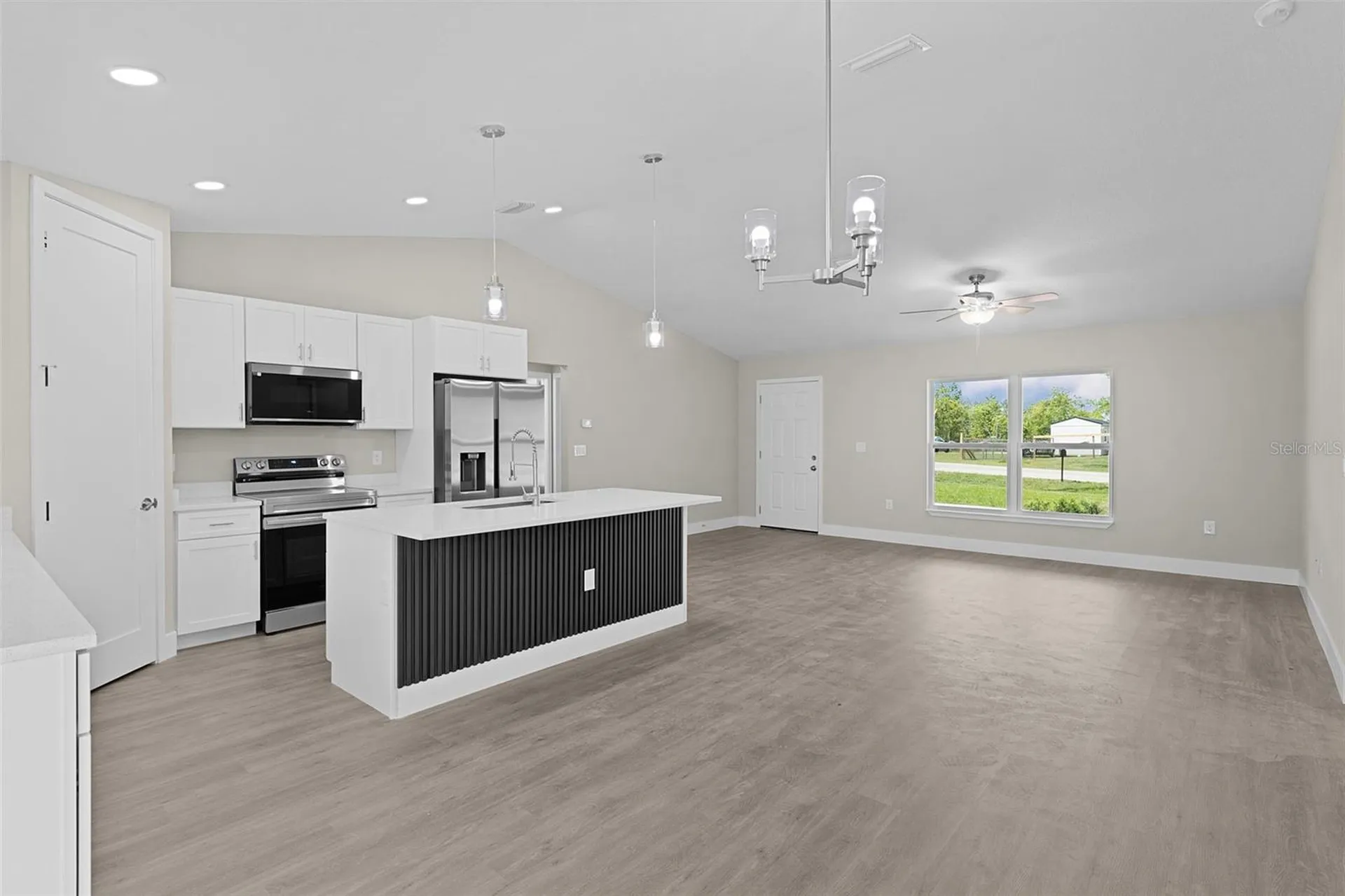 44 Malauka Drive Ocklawaha FL 32179