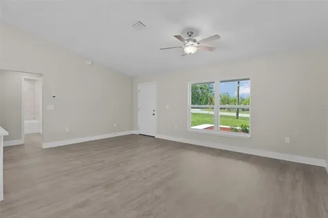 44 Malauka Drive Ocklawaha FL 32179