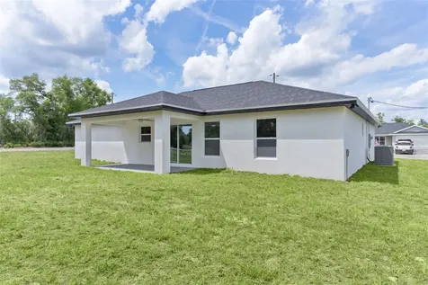 44 Malauka Drive Ocklawaha FL 32179