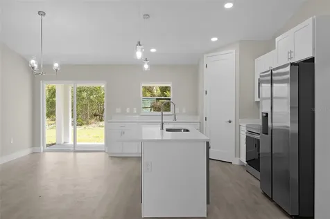 44 Malauka Drive Ocklawaha FL 32179