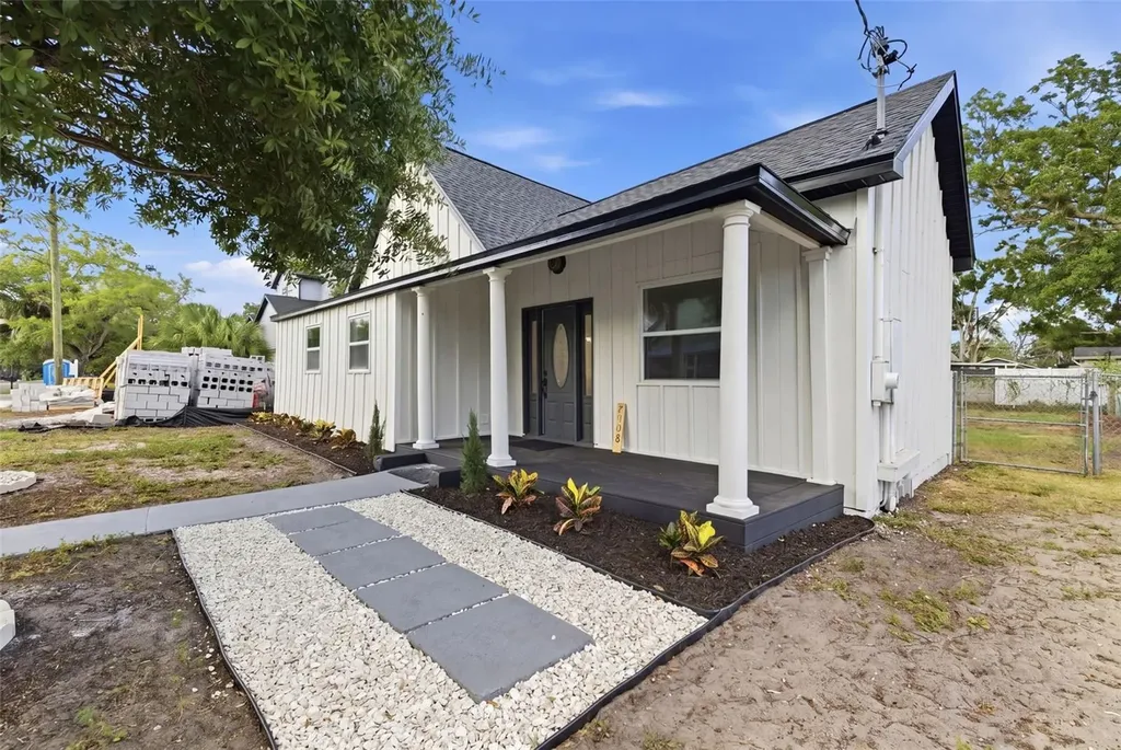 7408 S Elliott Street Tampa FL 33616