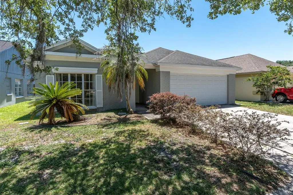 9735 Cypress Shadow Avenue Tampa FL 33647