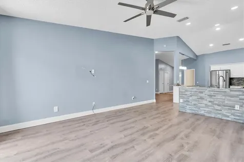 9735 Cypress Shadow Avenue Tampa FL 33647