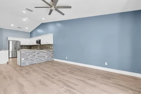 9735 Cypress Shadow Avenue Tampa FL 33647