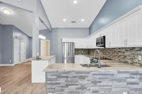 9735 Cypress Shadow Avenue Tampa FL 33647