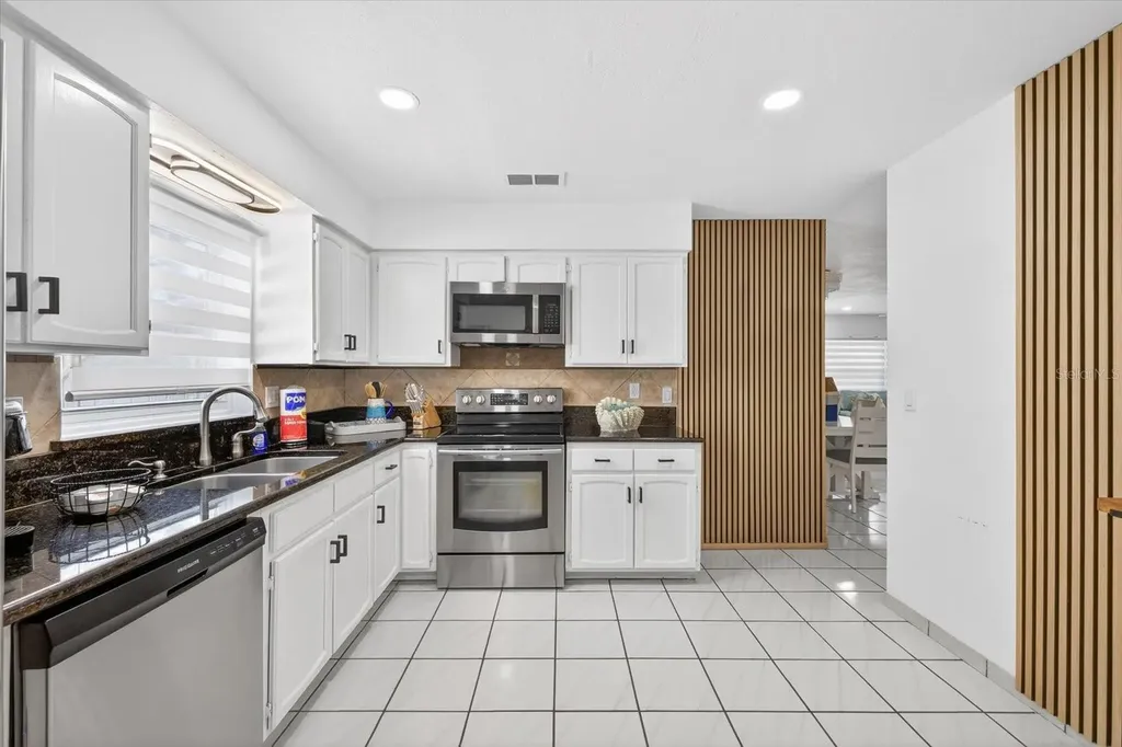 8902 N Hamner Avenue Tampa FL 33604