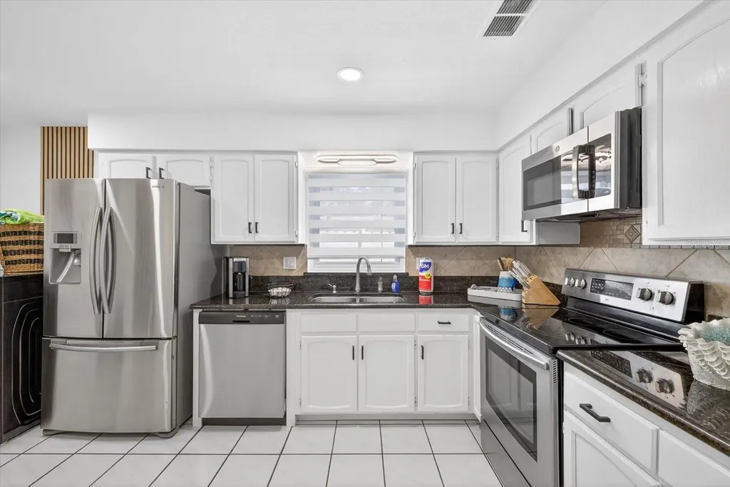 8902 N Hamner Avenue Tampa FL 33604