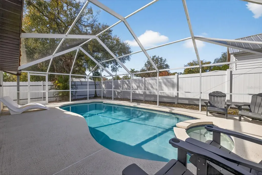 8902 N Hamner Avenue Tampa FL 33604