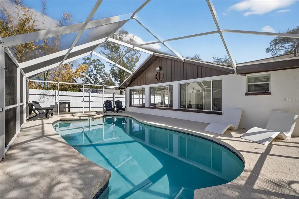 8902 N Hamner Avenue Tampa FL 33604