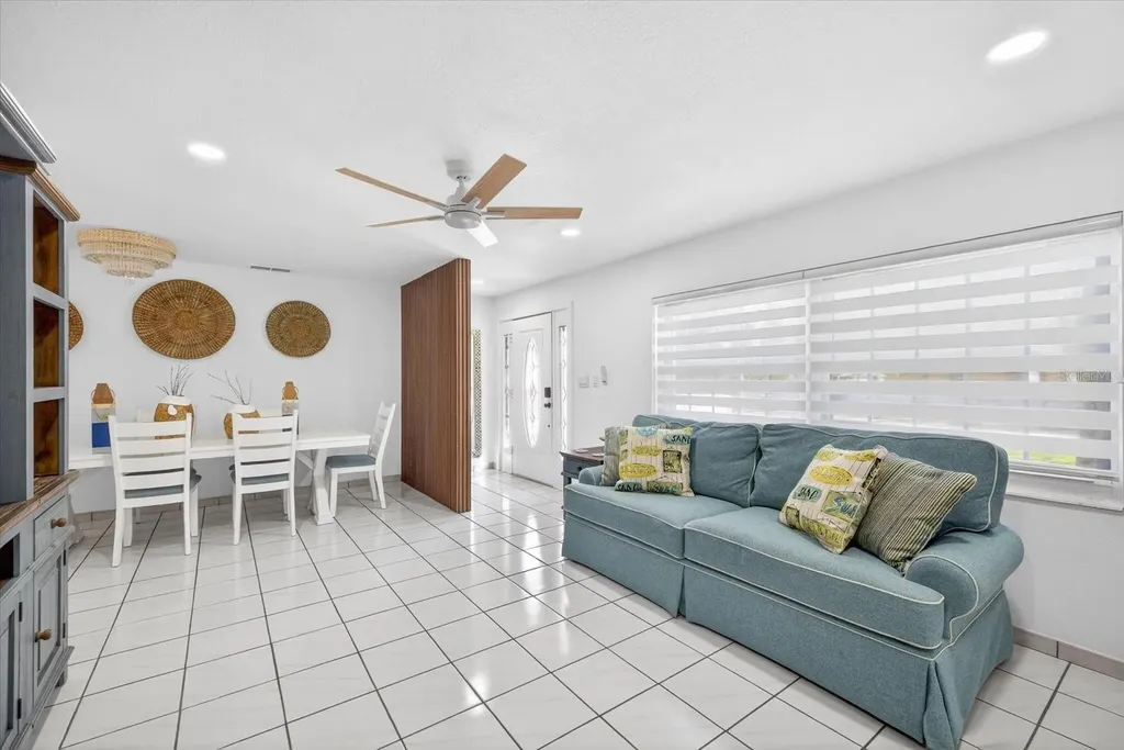 8902 N Hamner Avenue Tampa FL 33604