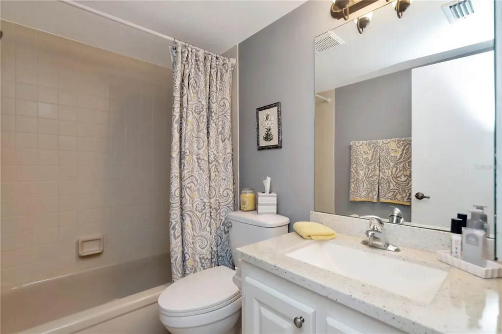 6357 Bahia Del Mar Boulevard St Petersburg FL 33715