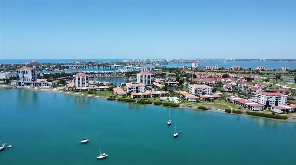 6357 Bahia Del Mar Boulevard St Petersburg FL 33715