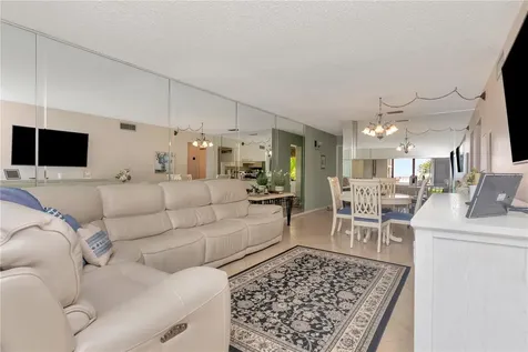 6357 Bahia Del Mar Boulevard St Petersburg FL 33715