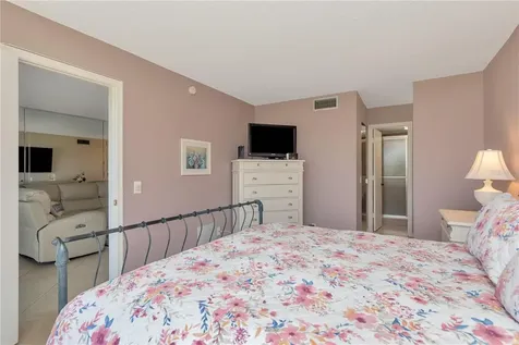 6357 Bahia Del Mar Boulevard St Petersburg FL 33715