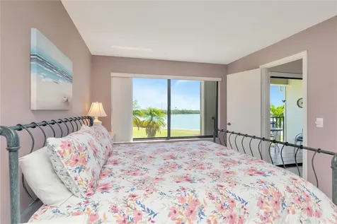 6357 Bahia Del Mar Boulevard St Petersburg FL 33715