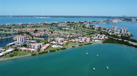 6357 Bahia Del Mar Boulevard St Petersburg FL 33715