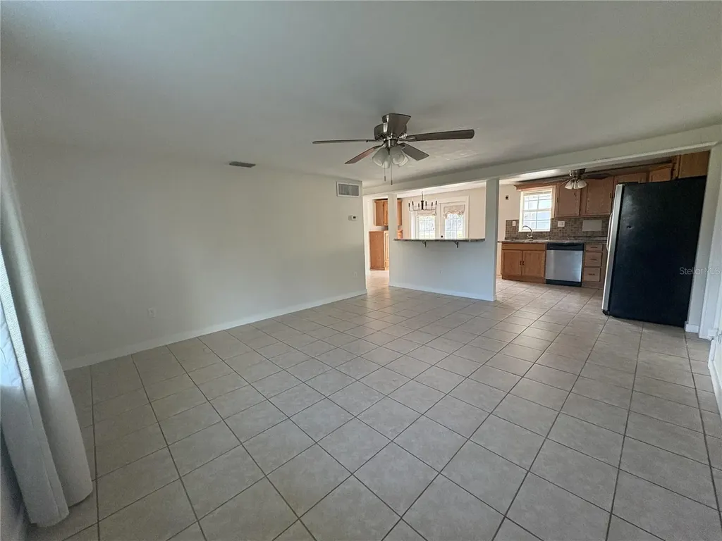 107 W Golf Links Avenue Eustis FL 32726